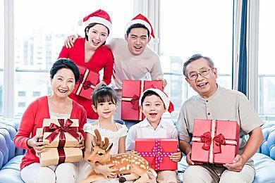 《SAEKO: 女巨人恋爱模拟》登陆Steam 题材玩法特别